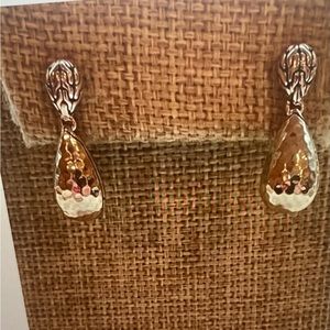 NWT  JOHN HARDY 925 Hammered Chain Teardrop Earrings - PALU style